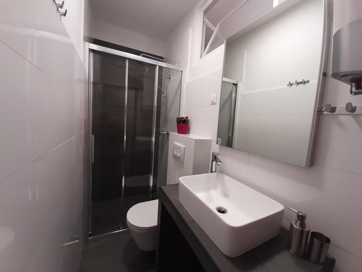Apartment Boni Sibenik Luaran gambar