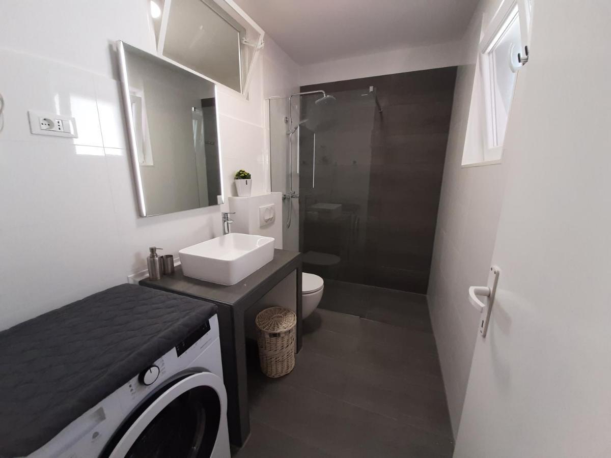 Apartment Boni Sibenik Luaran gambar