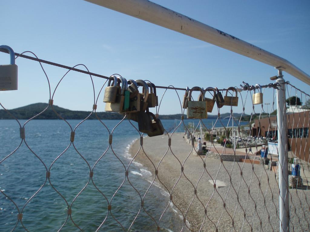 Apartment Boni Sibenik Luaran gambar
